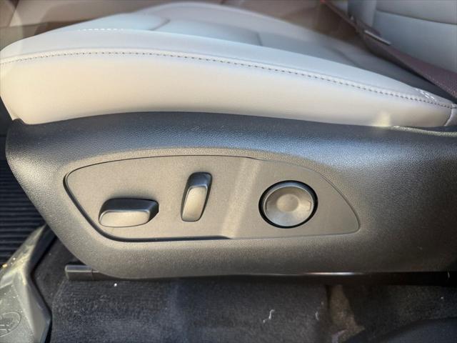 2026 GMC Acadia Elevation FWD