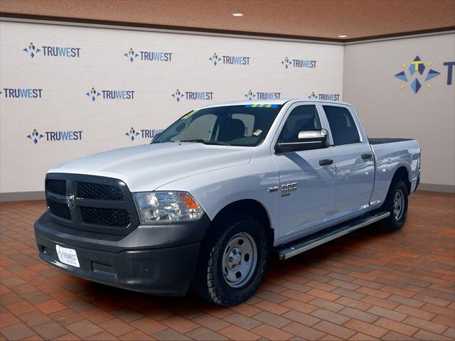 2019 RAM 1500 Classic Tradesman Crew Cab 4x4 64 Box 2019 RAM 1500 Classic Tradesman Crew Cab 4x4 64 Box