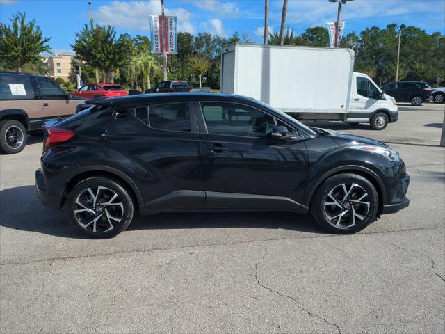 2019 Toyota C-HR XLE 2019 Toyota C-HR XLE