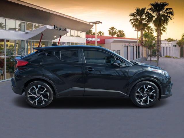 2019 Toyota C-HR XLE 2019 Toyota C-HR XLE
