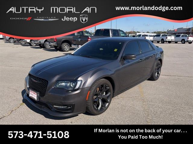 2022 Chrysler 300 S 2022 Chrysler 300 S