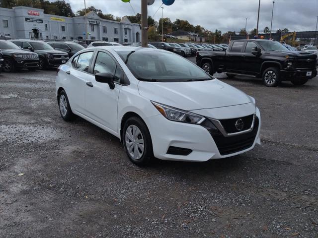 2022 Nissan Versa S 5-Speed Manual Transmission 2022 Nissan Versa S 5-Speed Manual Transmission