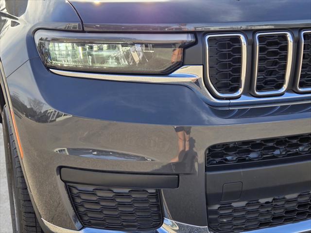 2025 Jeep Grand Cherokee GRAND CHEROKEE L LAREDO X 4X2