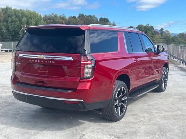 2023 Chevrolet Suburban 4WD LS