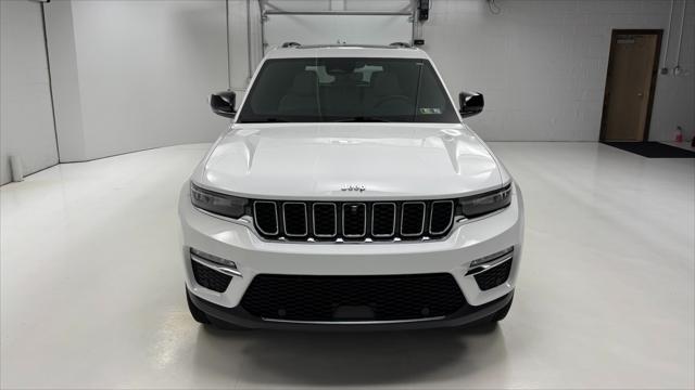 2023 Jeep Grand Cherokee Limited 4x4 2023 Jeep Grand Cherokee Limited 4x4