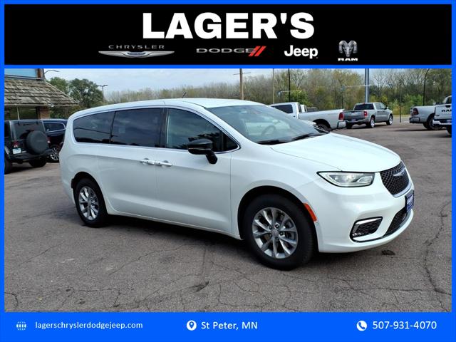 2026 Chrysler Pacifica PACIFICA SELECT AWD