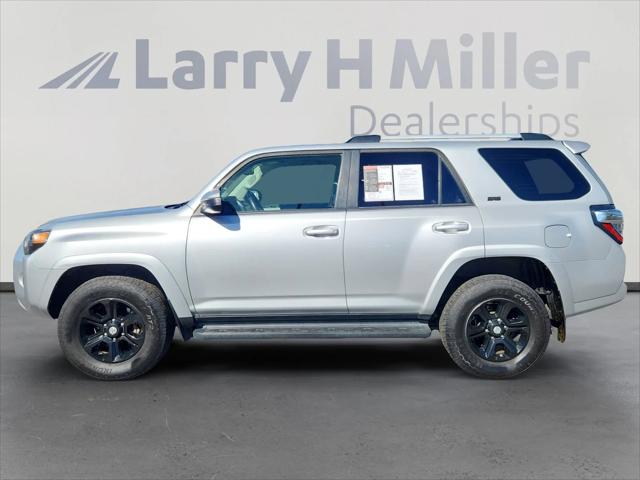 2021 Toyota 4Runner SR5 2021 Toyota 4Runner SR5
