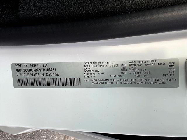 2026 Chrysler Pacifica Select AWD