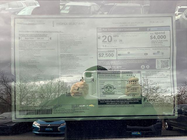 2026 Chrysler Pacifica Select AWD