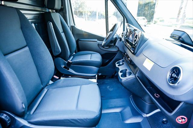 2026 Mercedes-Benz Sprinter Cargo Van Standard Roof 4-Cyl Diesel