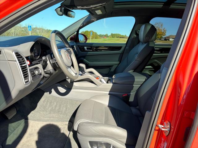 2020 Porsche Cayenne Unknown
