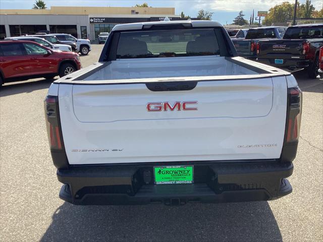 2026 GMC Sierra Standard Range Elevation
