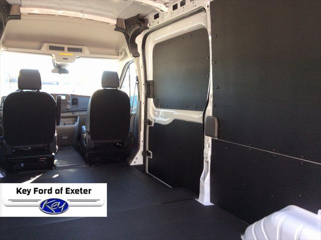 2025 Ford Transit Cargo Van Base
