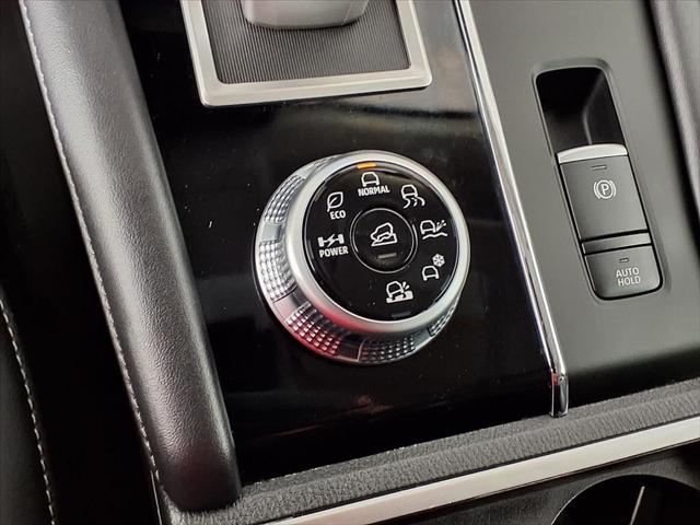 2024 Mitsubishi Outlander PHEV SE S-AWC