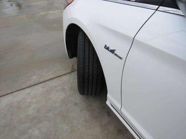 2016 Hyundai Sonata Hybrid SE