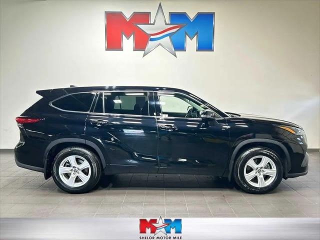 2022 Toyota Highlander LE for sale in Christiansburg, VA