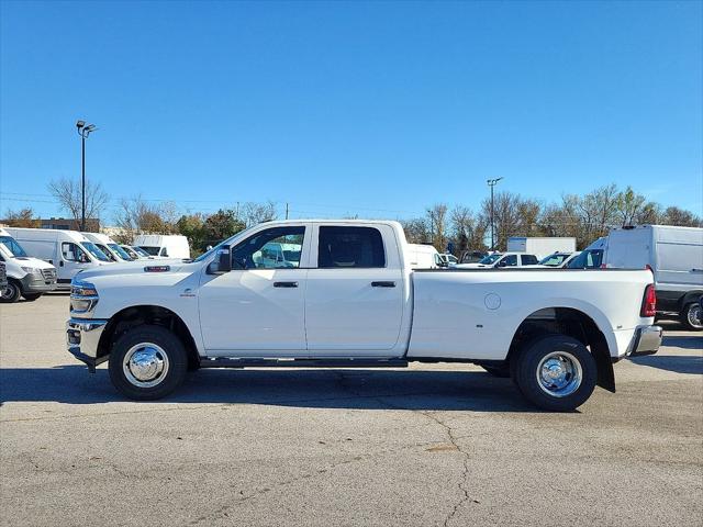 2026 RAM Ram 3500 RAM 3500 TRADESMAN CREW CAB 4X4 8 BOX