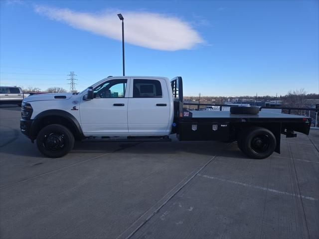 2026 RAM Ram 5500 Chassis Cab RAM 5500 TRADESMAN CHASSIS CREW CAB 4X4 84 CA