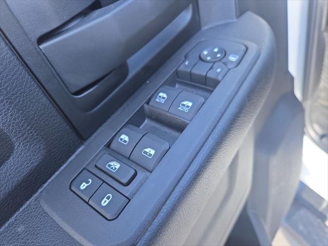 2026 RAM 5500 Chassis RAM 5500 TRADESMAN CHASSIS CREW CAB 4X4 84 CA