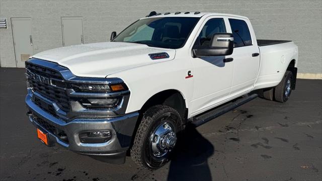 2026 RAM Ram 3500 RAM 3500 TRADESMAN CREW CAB 4X4 8 BOX 2026 RAM Ram 3500 RAM 3500 TRADESMAN CREW CAB 4X4 8 BOX