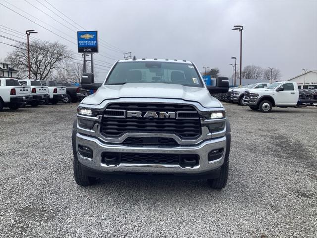 2026 RAM Ram 5500 Chassis Cab RAM 5500 TRADESMAN CHASSIS CREW CAB 4X4 60 CA 2026 RAM Ram 5500 Chassis Cab RAM 5500 TRADESMAN CHASSIS CREW CAB 4X4 60 CA