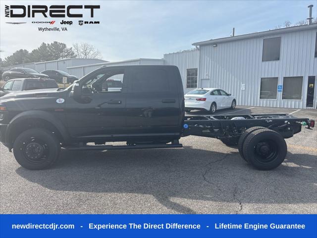 2026 RAM Ram 5500 Chassis Cab RAM 5500 TRADESMAN CHASSIS CREW CAB 4X4 60 CA