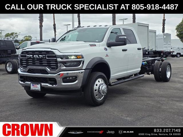 2026 RAM Ram 5500 Chassis Cab RAM 5500 TRADESMAN CHASSIS CREW CAB 4X4 84 CA