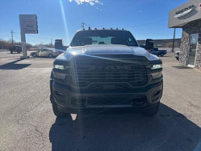 2026 RAM Ram 5500 Chassis Cab RAM 5500 TRADESMAN CHASSIS CREW CAB 4X4 84 CA 2026 RAM Ram 5500 Chassis Cab RAM 5500 TRADESMAN CHASSIS CREW CAB 4X4 84 CA