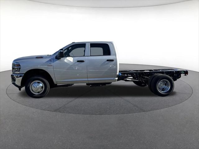 2026 RAM Ram 3500 Chassis Cab RAM 3500 TRADESMAN CREW CAB CHASSIS 4X2 60 CA