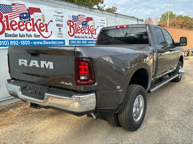2026 RAM Ram 3500 RAM 3500 TRADESMAN CREW CAB 4X4 8 BOX