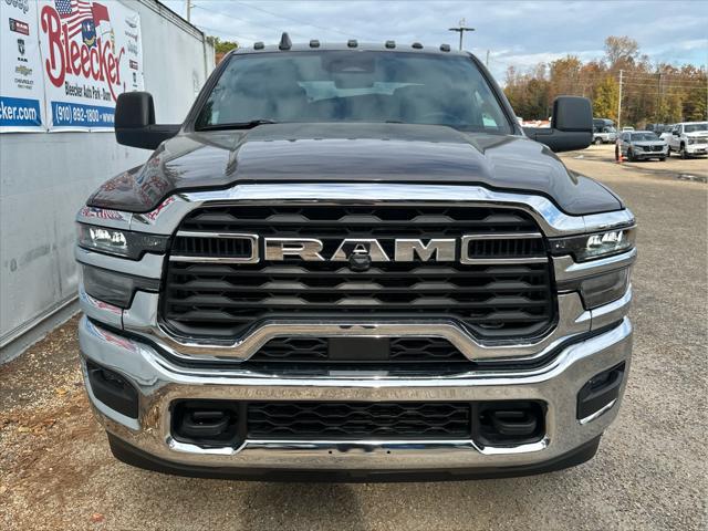 2026 Ram 3500 Tradesman Crew Cab 4x4 8' Box