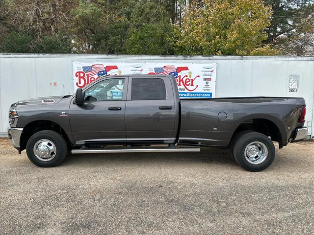2026 Ram 3500 Tradesman Crew Cab 4x4 8' Box