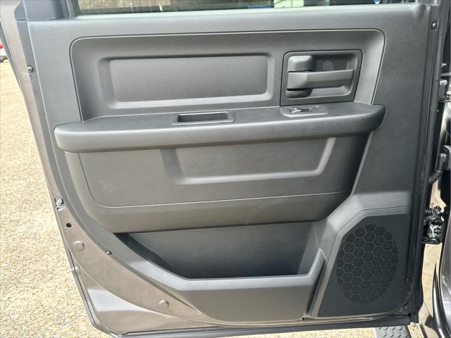 2026 Ram 3500 Tradesman Crew Cab 4x4 8' Box