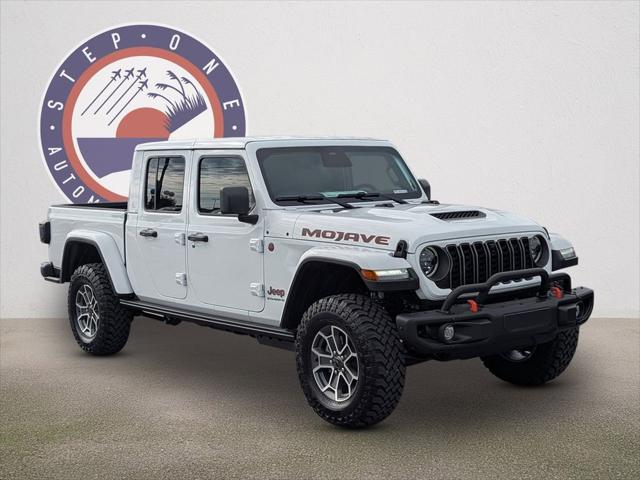 2026 Jeep Gladiator GLADIATOR MOJAVE X 4X4