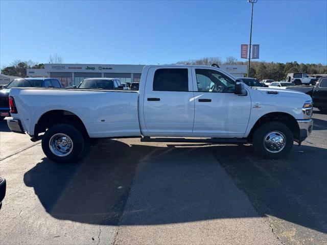 2026 RAM Ram 3500 RAM 3500 TRADESMAN CREW CAB 4X4 8 BOX 2026 RAM Ram 3500 RAM 3500 TRADESMAN CREW CAB 4X4 8 BOX
