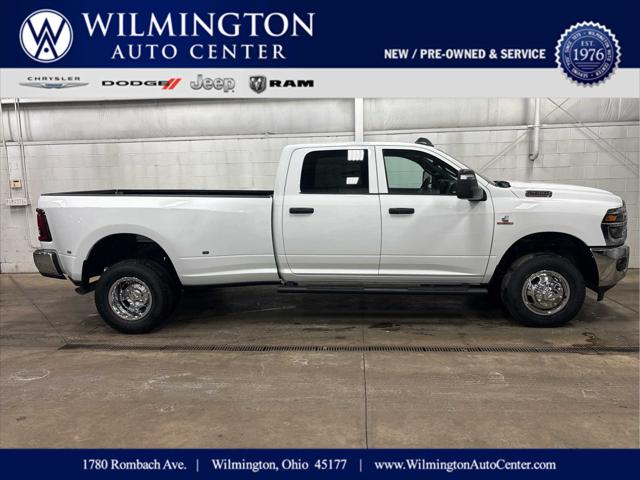 2026 RAM Ram 3500 RAM 3500 TRADESMAN CREW CAB 4X4 8 BOX