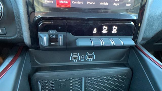 2026 Ram 1500 Rebel Crew Cab 4x4 5'7" Box