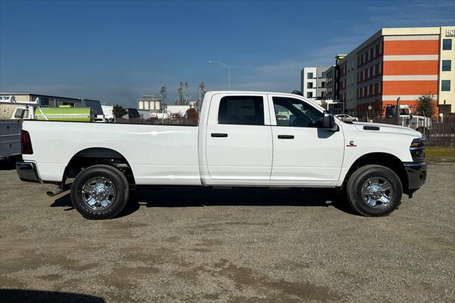 2026 RAM Ram 2500 RAM 2500 TRADESMAN CREW CAB 4X4 8 BOX