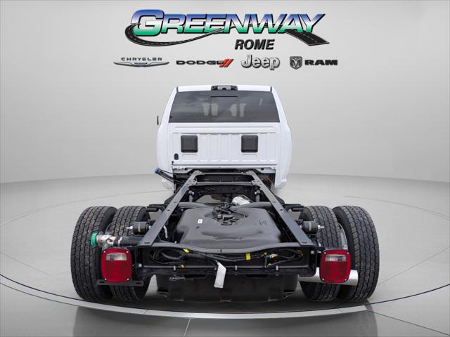 2026 RAM Ram 5500 Chassis Cab RAM 5500 TRADESMAN CHASSIS CREW CAB 4X4 84 CA