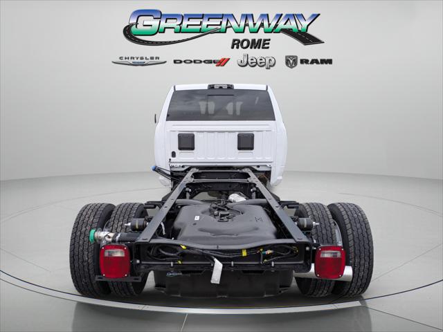 2026 RAM 5500 Chassis RAM 5500 TRADESMAN CHASSIS CREW CAB 4X4 84 CA