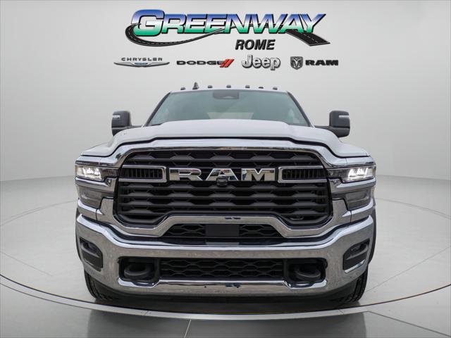 2026 RAM Ram 5500 Chassis Cab RAM 5500 TRADESMAN CHASSIS CREW CAB 4X4 84 CA 2026 RAM Ram 5500 Chassis Cab RAM 5500 TRADESMAN CHASSIS CREW CAB 4X4 84 CA