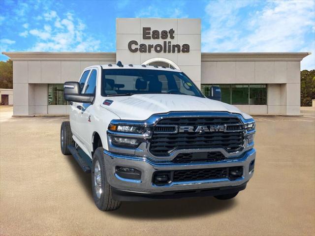 2026 RAM Ram 3500 Chassis Cab RAM 3500 TRADESMAN CREW CAB CHASSIS 4X2 60 CA