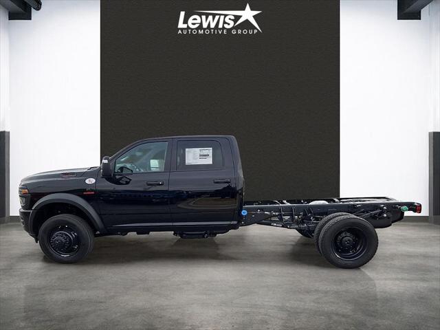 2026 RAM Ram 5500 Chassis Cab RAM 5500 TRADESMAN CHASSIS CREW CAB 4X4 60 CA