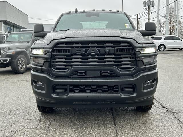 2026 RAM Ram 3500 RAM 3500 TRADESMAN CREW CAB 4X4 8 BOX