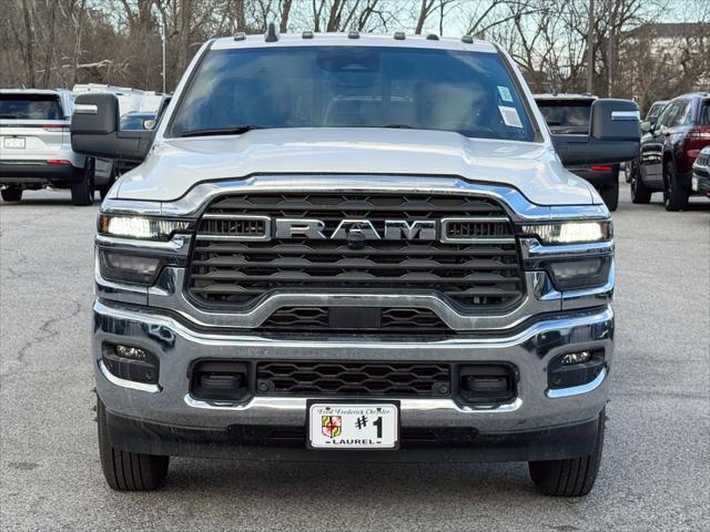 2026 RAM Ram 3500 RAM 3500 TRADESMAN CREW CAB 4X4 8 BOX