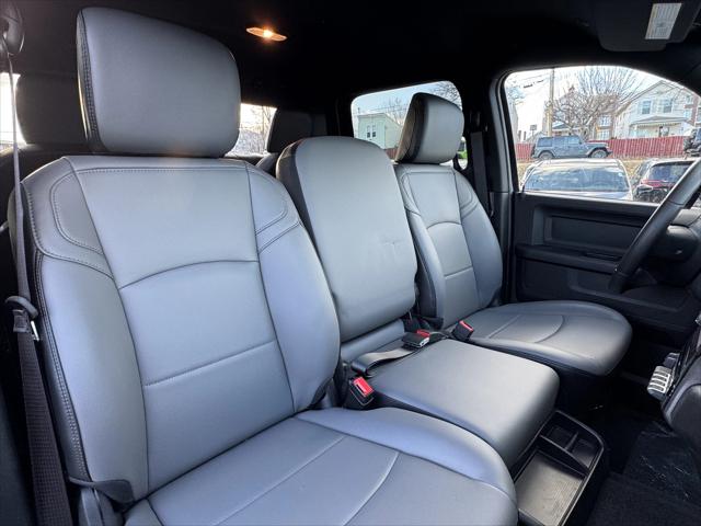 2026 Ram 3500 Tradesman Crew Cab 4x4 8' Box