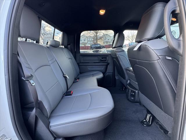 2026 Ram 3500 Tradesman Crew Cab 4x4 8' Box