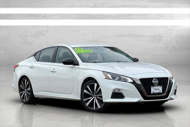 2022 Nissan Altima SR FWD 2022 Nissan Altima SR FWD