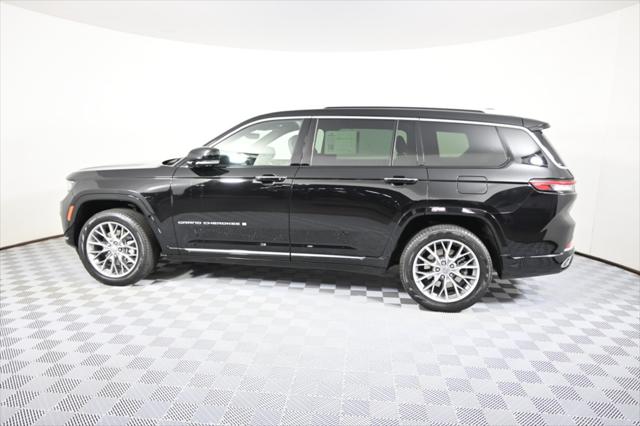 2023 Jeep Grand Cherokee L Summit 4x4 2023 Jeep Grand Cherokee L Summit 4x4