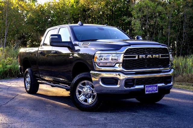 2024 RAM 2500 Tradesman Crew Cab 4x4 64 Box